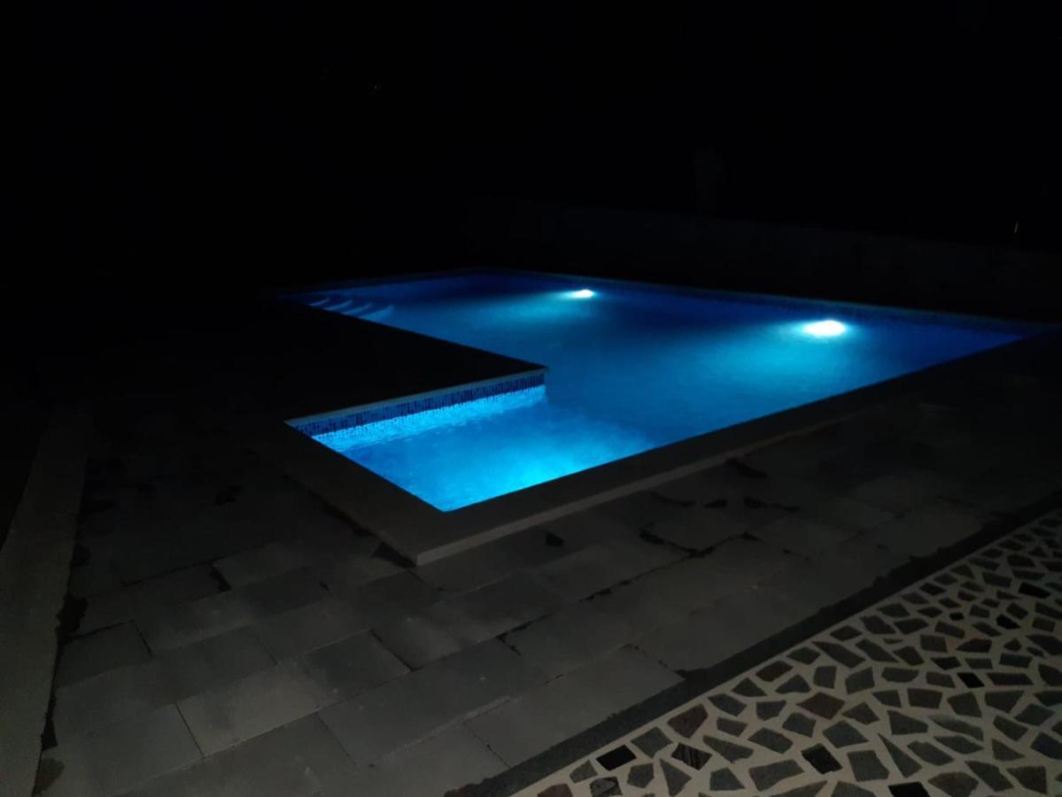 Holiday Home Tone, Makarska - Drum Buitenkant foto